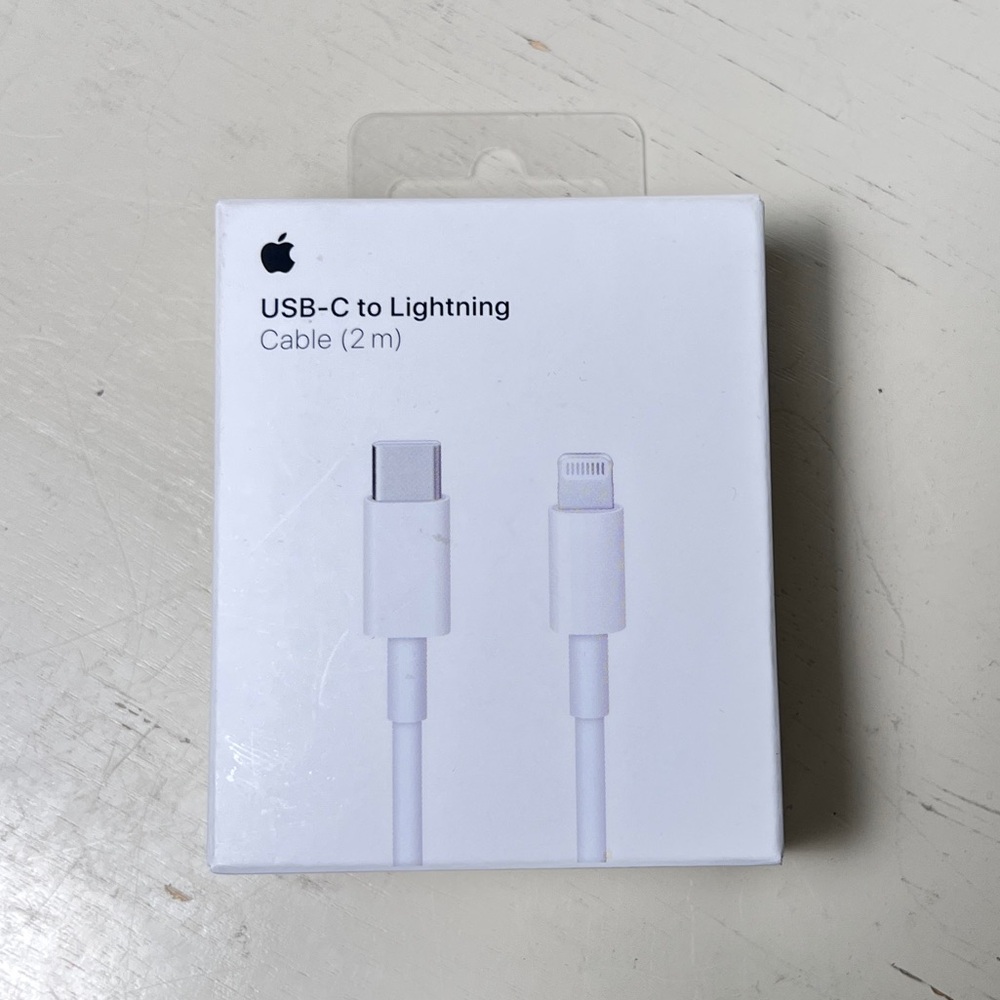 Apple USB-C to Lightning Cable‎ 2 Meters Sealed New in Box